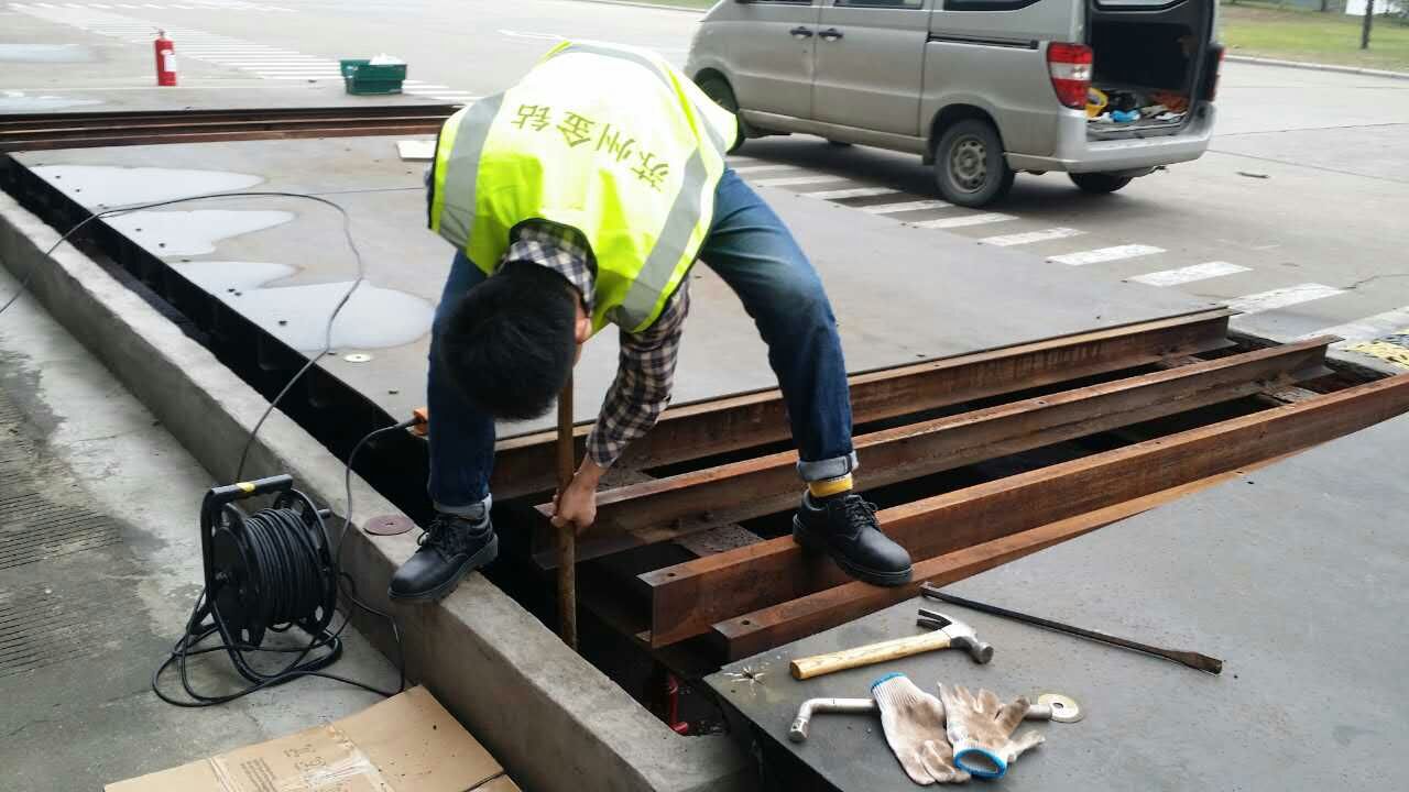 蘇州電子汽車衡更換傳感器案例分享 蘇州電子汽車衡更換傳感器案例分享